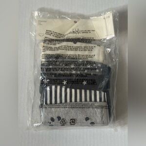 NWT - GAP Kids Striped and Patterned Underwear Set, 5 Pack